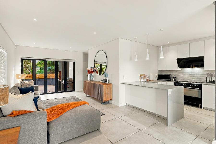 4 Bedroom Property for Sale in Somerset Ridge Western Cape